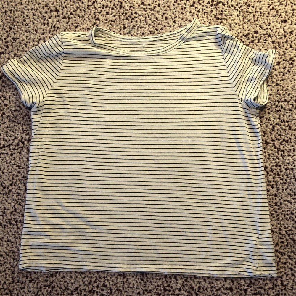 American Eagle T Size Small